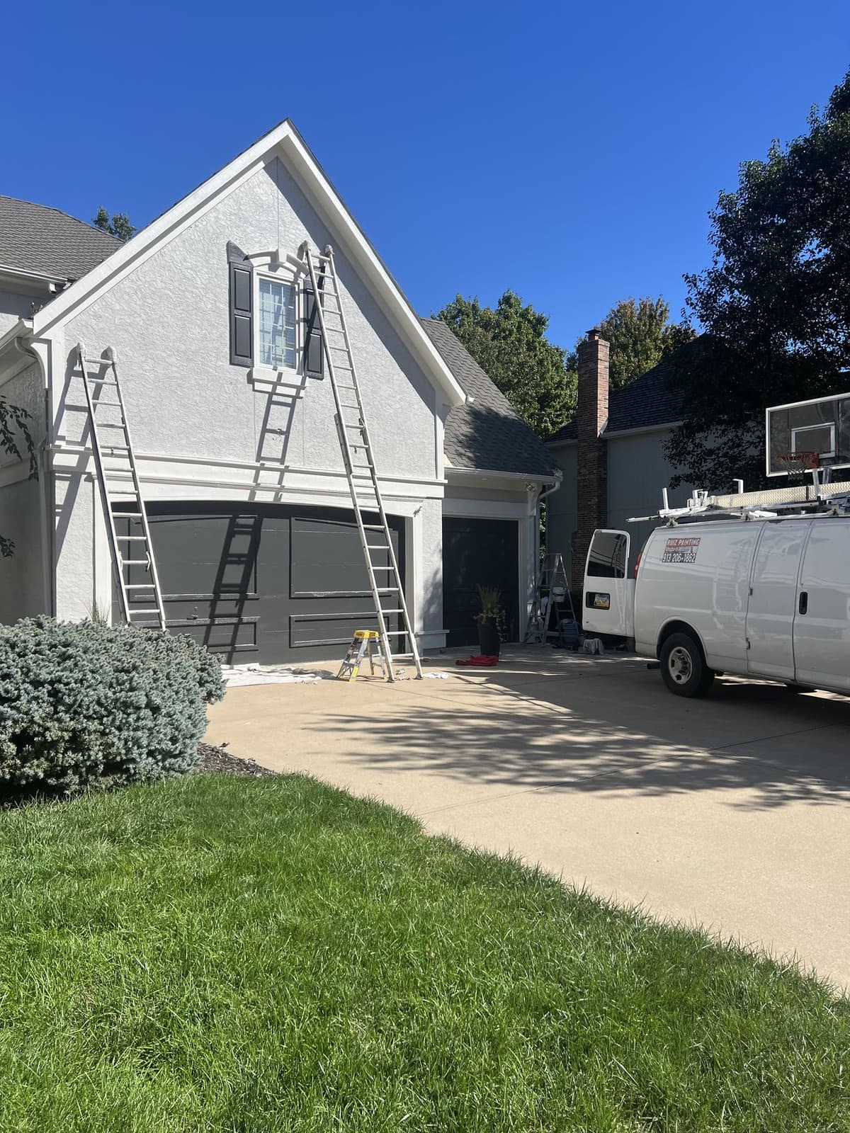 Ruiz Painting project photo 14 — crew work in the Kansas City metro